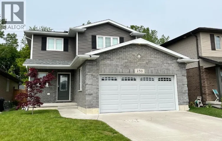 250 MEADOWLARK LANE, Sarnia, Ontario N7S0B7