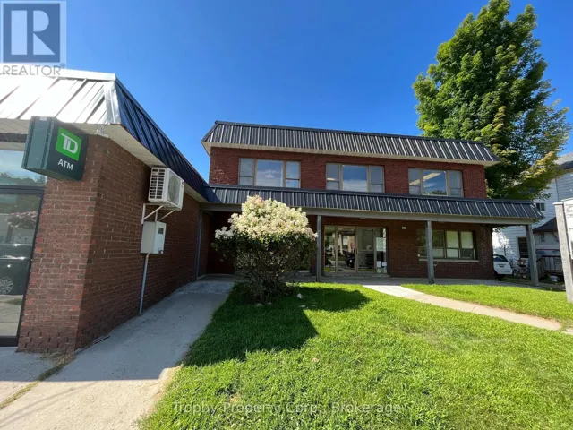 200 - 235 HIGHLAND STREET, Dysart et al (Dysart), Ontario K0M1S0