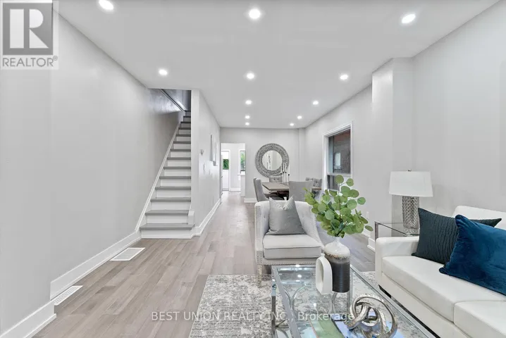 898 GREENWOOD AVENUE, Toronto (Danforth), Ontario M4J4B8