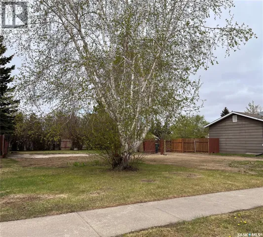 1008 1st STREET E, Nipawin, Saskatchewan S0E1E0