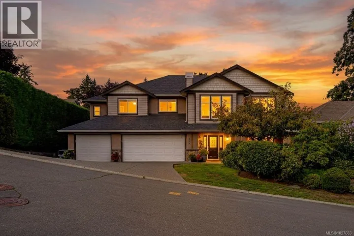 1204 Knockan Pl, Saanich, British Columbia V8Z7L5