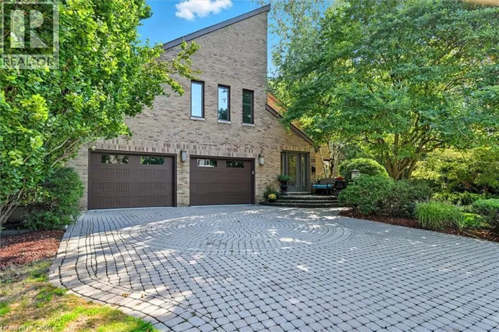 275 GREENBRIAR Road, Ancaster, Ontario L9G2V4