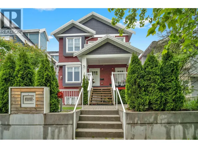 2743 DUKE STREET STREET, Vancouver, British Columbia V5R4S8