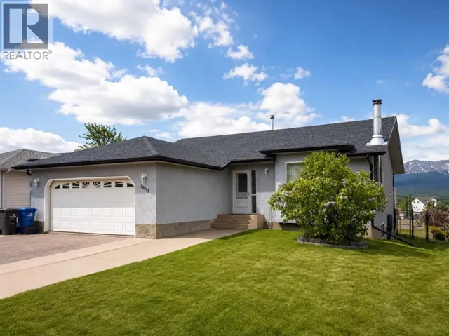 10913 Grande Avenue, Grande Cache, Alberta t0e0y0