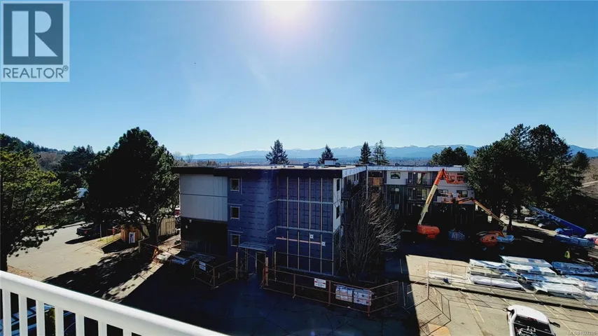 401 175 Centennial Dr, Courtenay, British Columbia V9N7M4