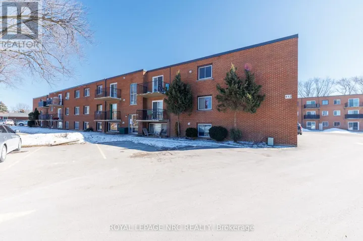 36 - 452 CARLTON STREET, St. Catharines (Facer), Ontario L2M4X1