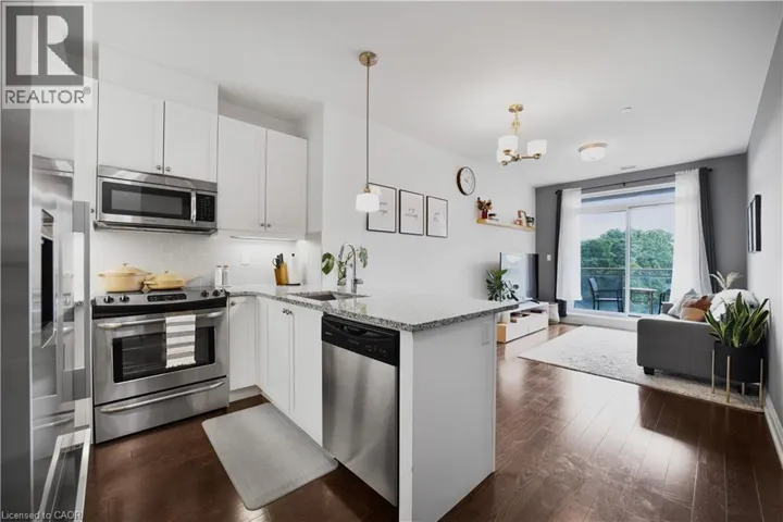 15277 YONGE Street Unit# 602A, Aurora, Ontario L4G1N6