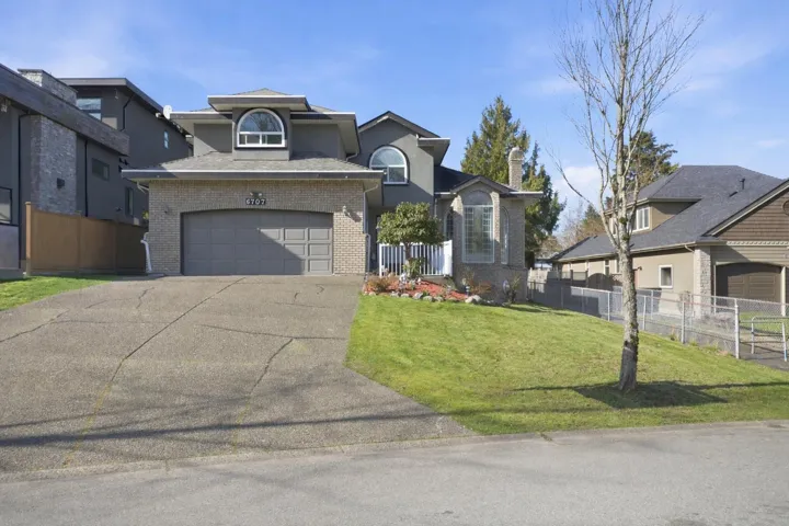 6707 122A STREET, Surrey, British Columbia V3W0W1