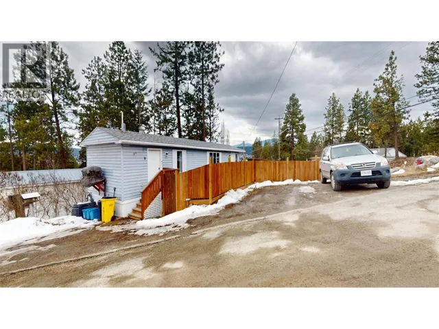700 Patterson Street W Unit# 9, Cranbrook, British Columbia V1C6T5