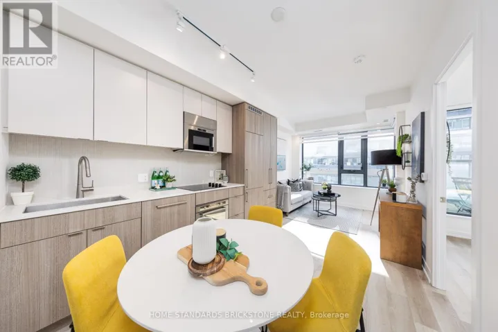 314 - 840 ST CLAIR AVENUE, Toronto (Oakwood Village), Ontario M6C0A4