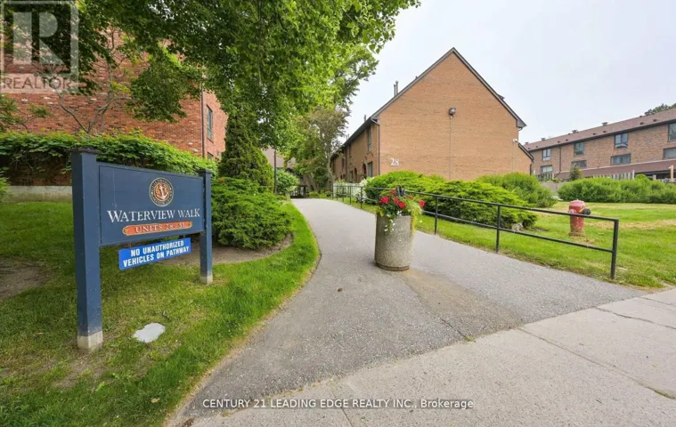 70 - 28 LIVINGSTON ROAD, Toronto (Guildwood), Ontario M1E4S5