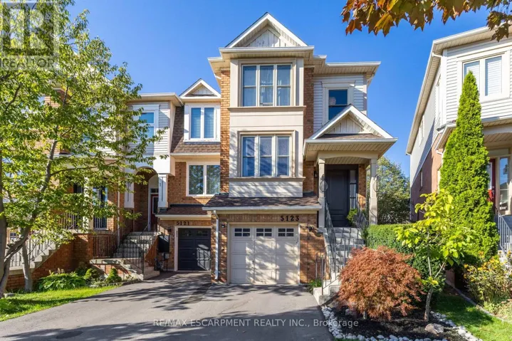5123 DRYDEN AVENUE, Burlington (Orchard), Ontario L7L6L3