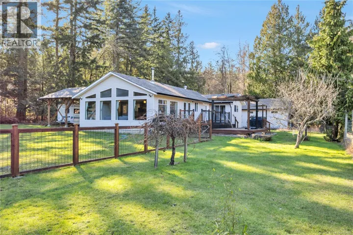13655 Prospect Dr, Ladysmith, British Columbia V9G1G9