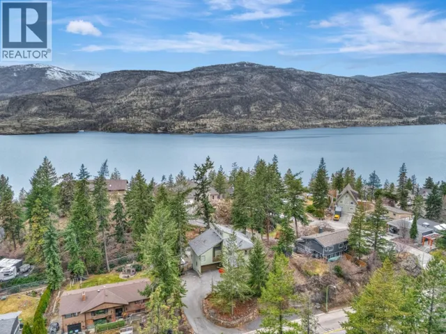 442 Clifton Road N, Kelowna, British Columbia V1V1H1