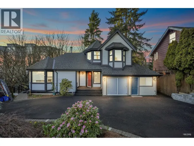 210 NELSON STREET, Coquitlam, British Columbia V3K4M4