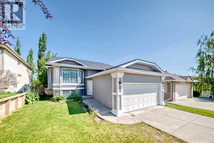 28 Harvest Oak Drive NE, Calgary, Alberta T3K4E2