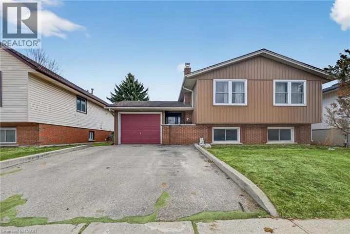 7 SANDERSON Drive, Guelph, Ontario N1H6T7