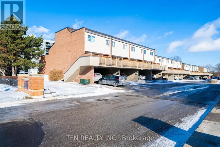 115 - 242 MILESTONE CRESCENT, Aurora (Aurora Village), Ontario L4G3M2