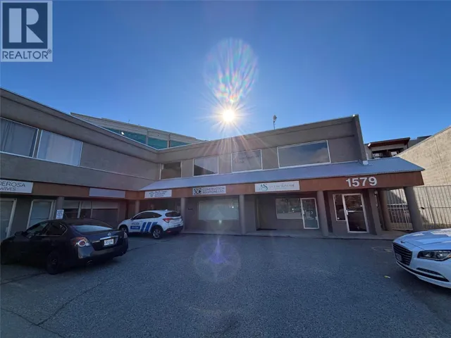 1579 Sutherland Avenue Unit# 204 & 206, Kelowna, British Columbia V1Y5Y7