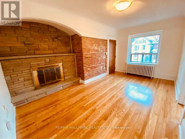 4 - 20 TRILLER AVENUE, Toronto (South Parkdale), Ontario M6K3B8