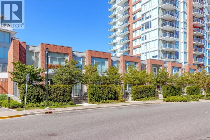 104 70 Saghalie Rd, Victoria, British Columbia V9A0G9