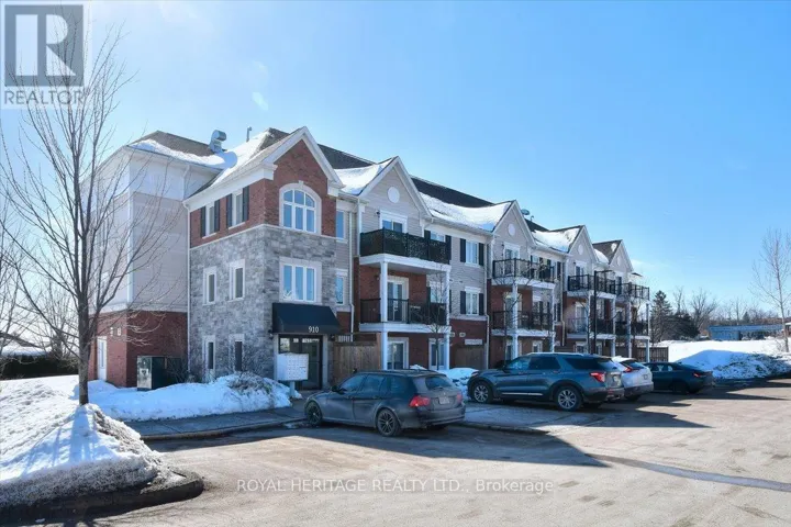 204 - 910 WENTWORTH STREET, Peterborough (Otonabee Ward 1), Ontario K9J8R8