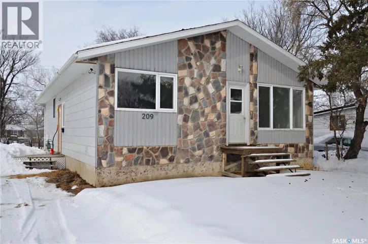 209 Torran STREET, Colonsay, Saskatchewan S0K0Z6
