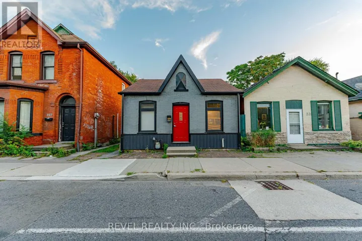 329 MAIN STREET W, Hamilton (Strathcona), Ontario L8P1K1