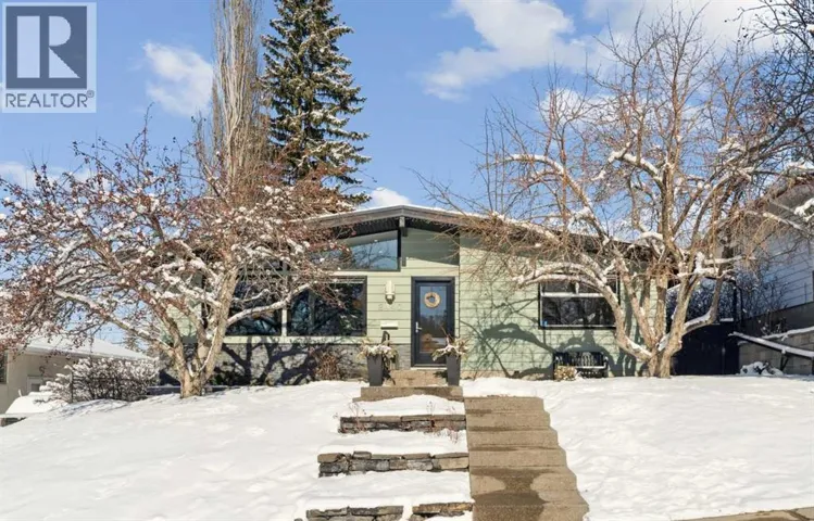 2440 Cherokee Drive NW, Calgary, Alberta T2L0X7