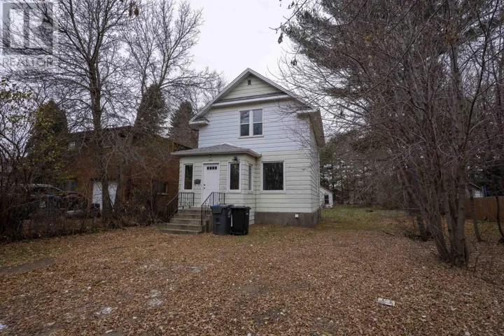 447 VICKERS ST N, THUNDER BAY, Ontario P7C4B4