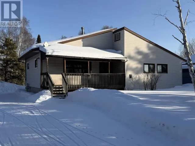 14 Superior AVE, Ignace, Ontario P0T1T0