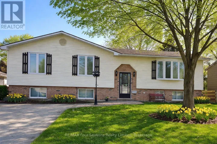 317 BRICKER STREET, Saugeen Shores, Ontario N0H2C1