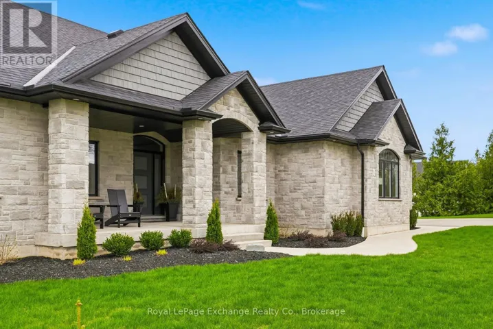 150 LOUISE CREEK CRESCENT, West Grey, Ontario N0G1S0