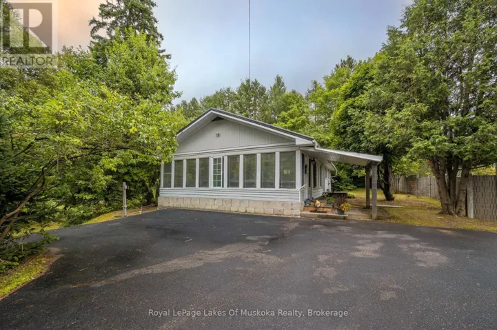 574 RAVENSCLIFFE ROAD, Huntsville (Chaffey), Ontario P1H1N5