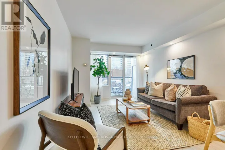 224 - 35 SARANAC BOULEVARD, Toronto (Englemount-Lawrence), Ontario M6A2G4