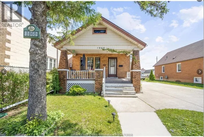 1060 LANGLOIS, Windsor, Ontario N9A2H5