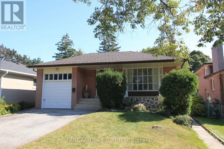 78 GUERNSEY DRIVE, Toronto (Etobicoke West Mall), Ontario M9C3A7