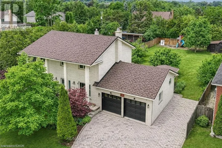 217 JONES ROAD, Hamilton (Stoney Creek), Ontario L8E5J4