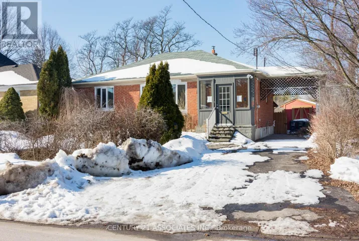 52 ALTAMONT ROAD, Toronto (Newtonbrook West), Ontario M2M1S7