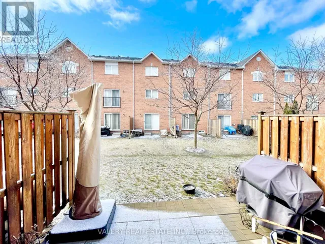4 - 2788 EGLINTON AVENUE E, Toronto (Eglinton East), Ontario M1J2C8