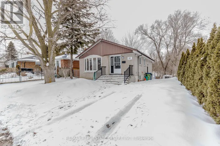 61 MOSSBANK DRIVE, Toronto (Woburn), Ontario M1G2C4