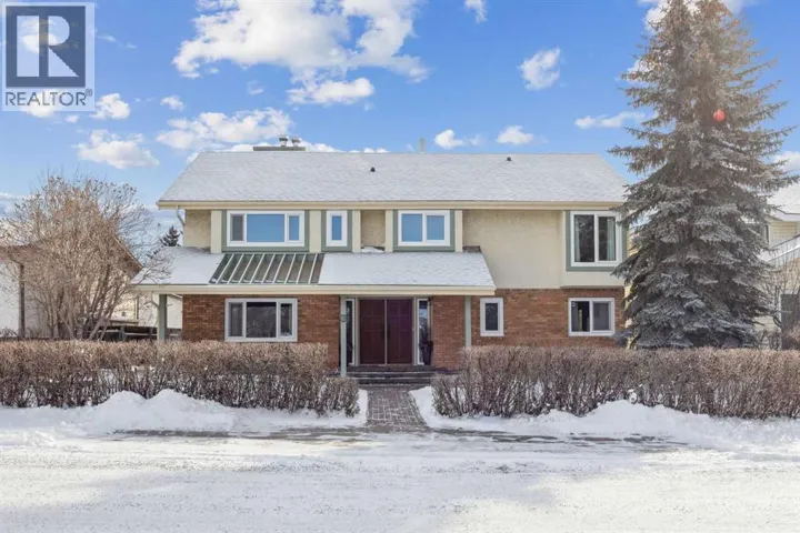 6 Glenbrook Crescent, Cochrane, Alberta T4C1E7