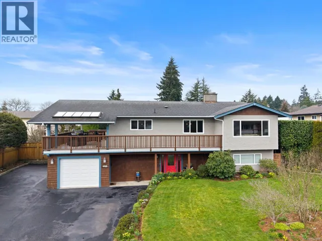 7216 Early Pl, Central Saanich, British Columbia V8M1J9