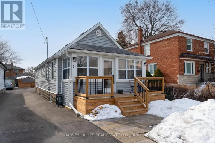 31 ELDER AVENUE, Toronto (Long Branch), Ontario M8W1S3