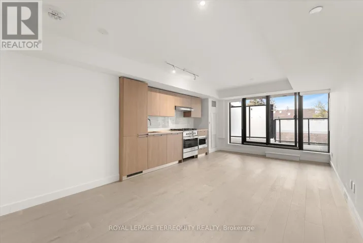 219 - 160 KINGSWAY CRESCENT, Toronto (Kingsway South), Ontario M8X0B5