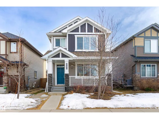 8727 221 ST NW, Edmonton, Alberta T5T5X9