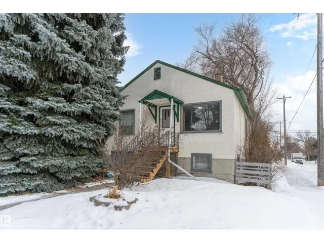 8971 81 AV NW, Edmonton, Alberta T6C0W7