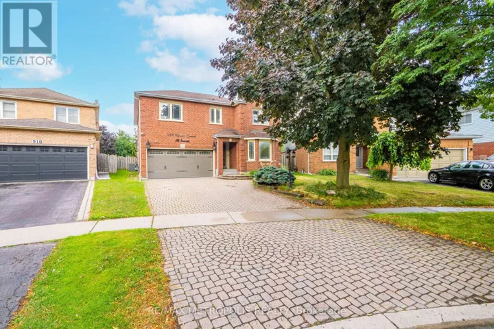 914 SPROULE CRESCENT, Oshawa (Pinecrest), Ontario L1K2C8