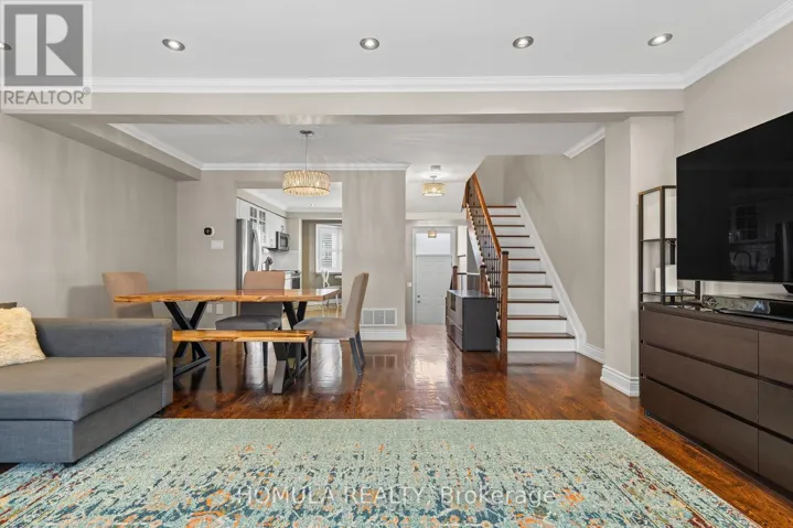 5 - 211 WOODBRIDGE AVENUE, Vaughan (West Woodbridge), Ontario L4L2T1