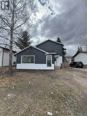 10021 106 Avenue, Grande Prairie, Alberta T8V1J6